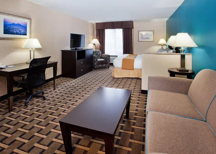 Holiday Inn Express & Suites Buford Ne - Lake Lanier By Ihg
